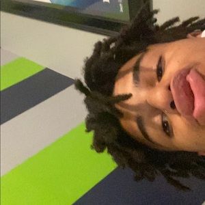 Meet your Posher, Quincy